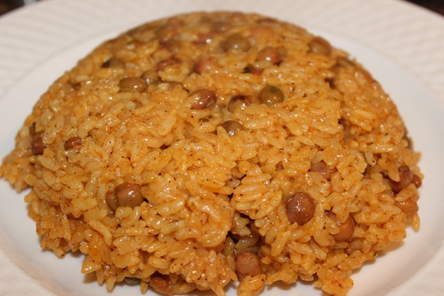 Moro de guandules rice cooker recipe (pigeon pea rice)