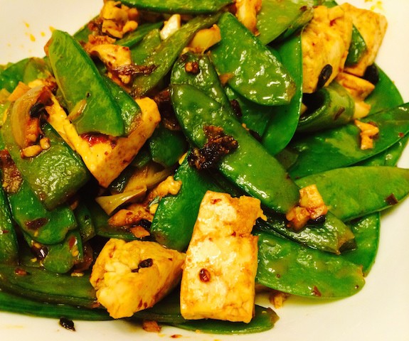 Spicy tofu with snow peas recipe